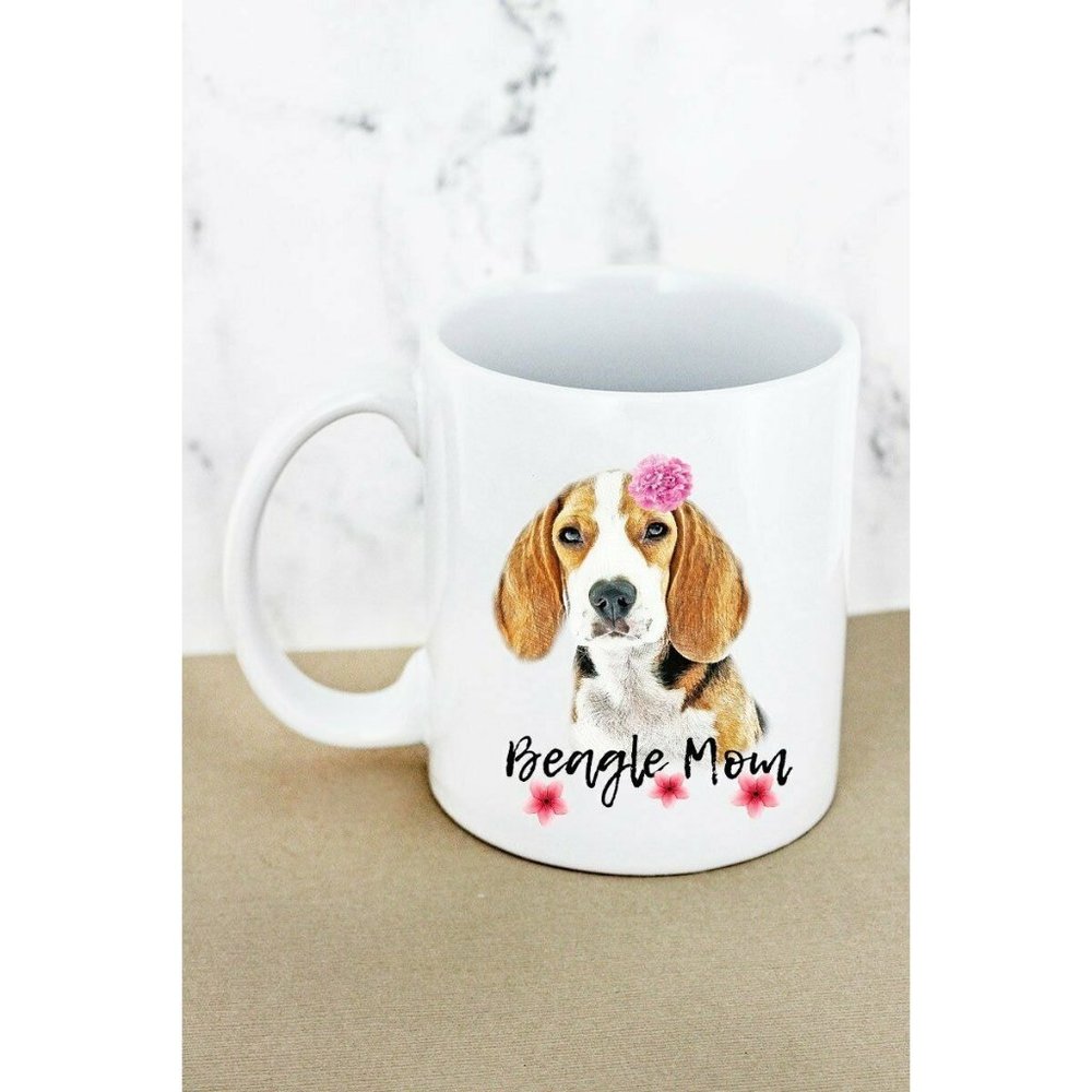 Beagle Mom - Coffee Cup Mug Graphic White Ceramic